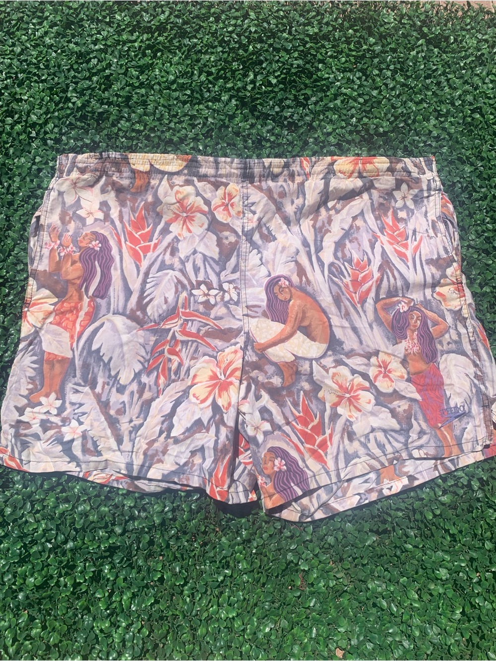 Vintage SPEEDO Hawaiian Polynesian woman tropical floral print swim trunks